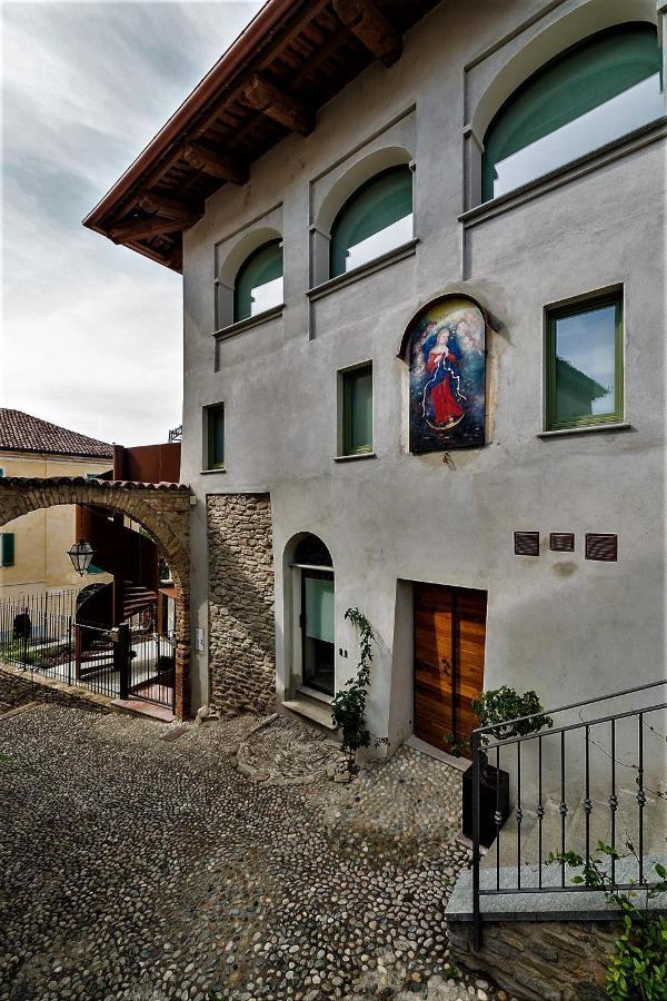 Casa Del Maestro-Appartamenti D'Arte Dogliani Exterior photo